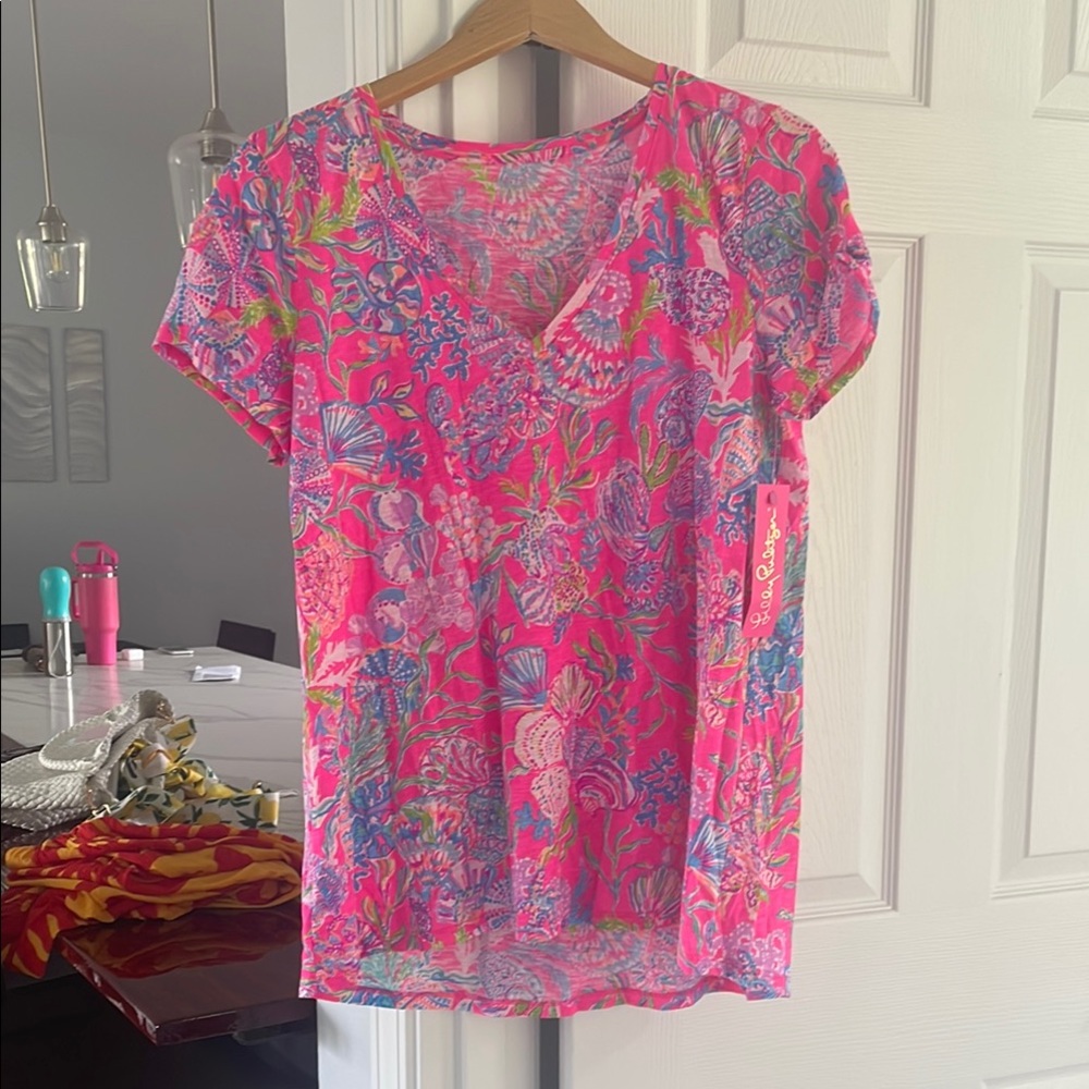 Lilly Pulitzer Etta V Neck Tee NWT